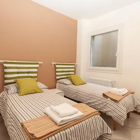 בית נופש Oleandro Garden 4